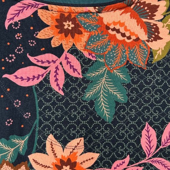 Johnny Was Delfino V-Neck kimono sleeve Tee Top XS multicolor floral NWT - Picture 12 of 13